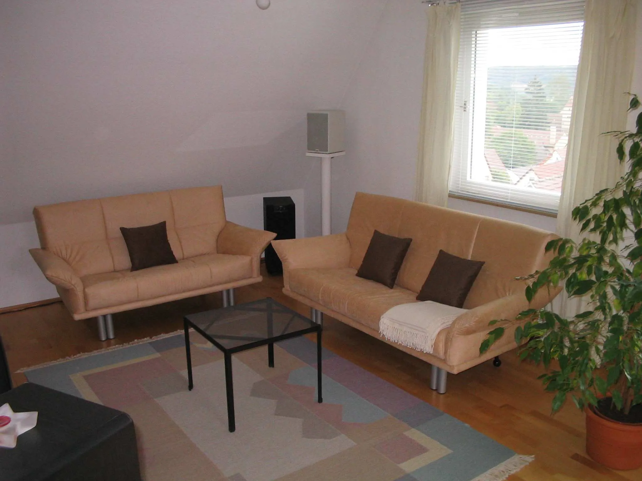 Sofa-Garnitur  2-Sitzer, 3-Sitzer in Stoff  inkl. 3 Kissen von Hersteller Rolf B
