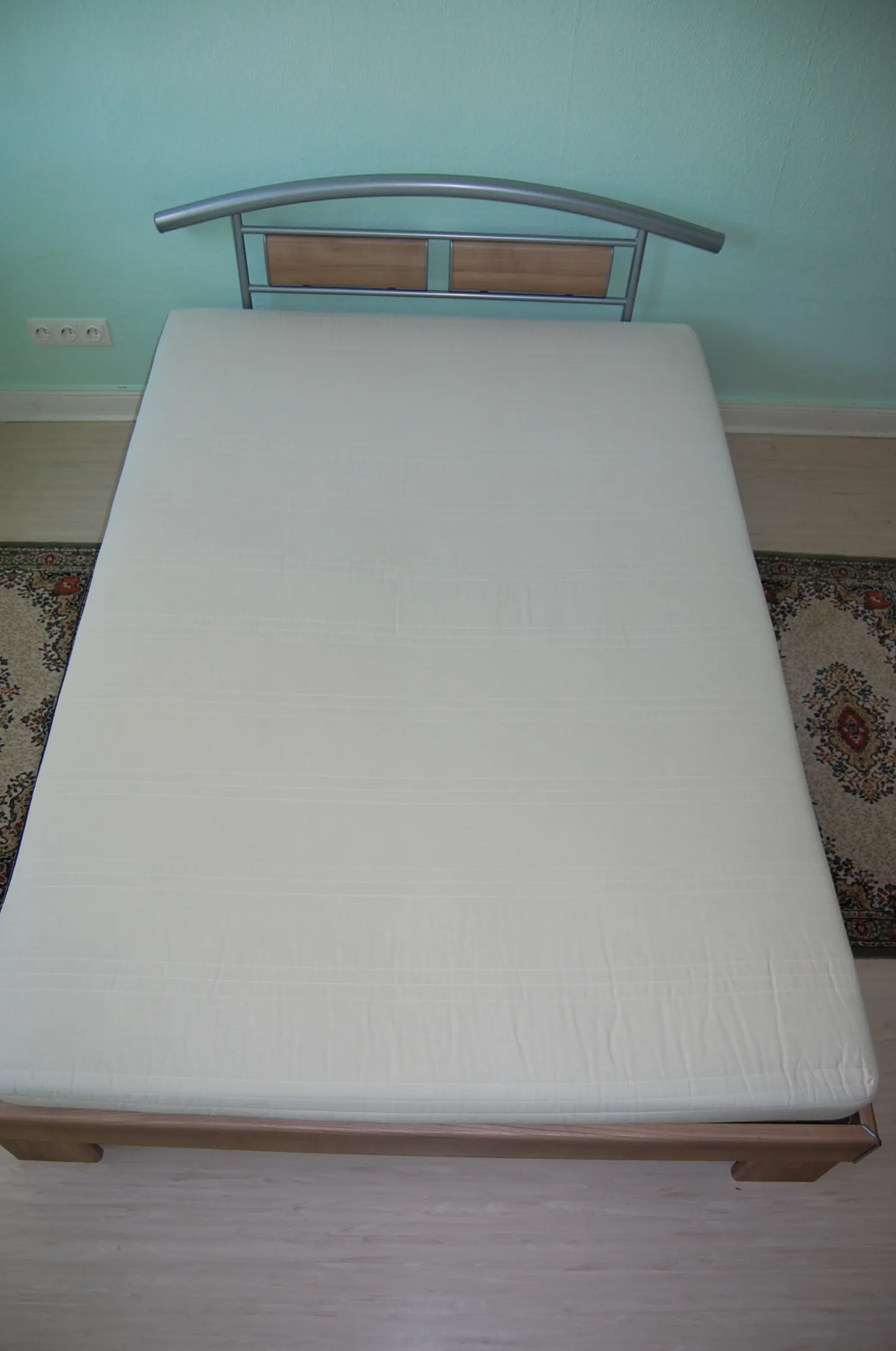Verkaufe Bett – Bild 1