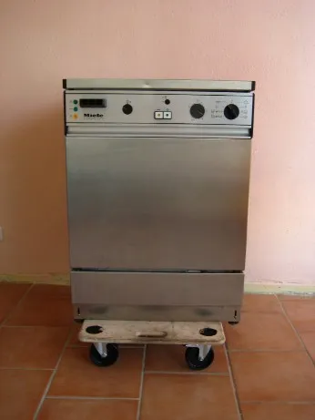 Miele Labor Gewerbe Geschirrspülmaschine G 7710 Edelstahl