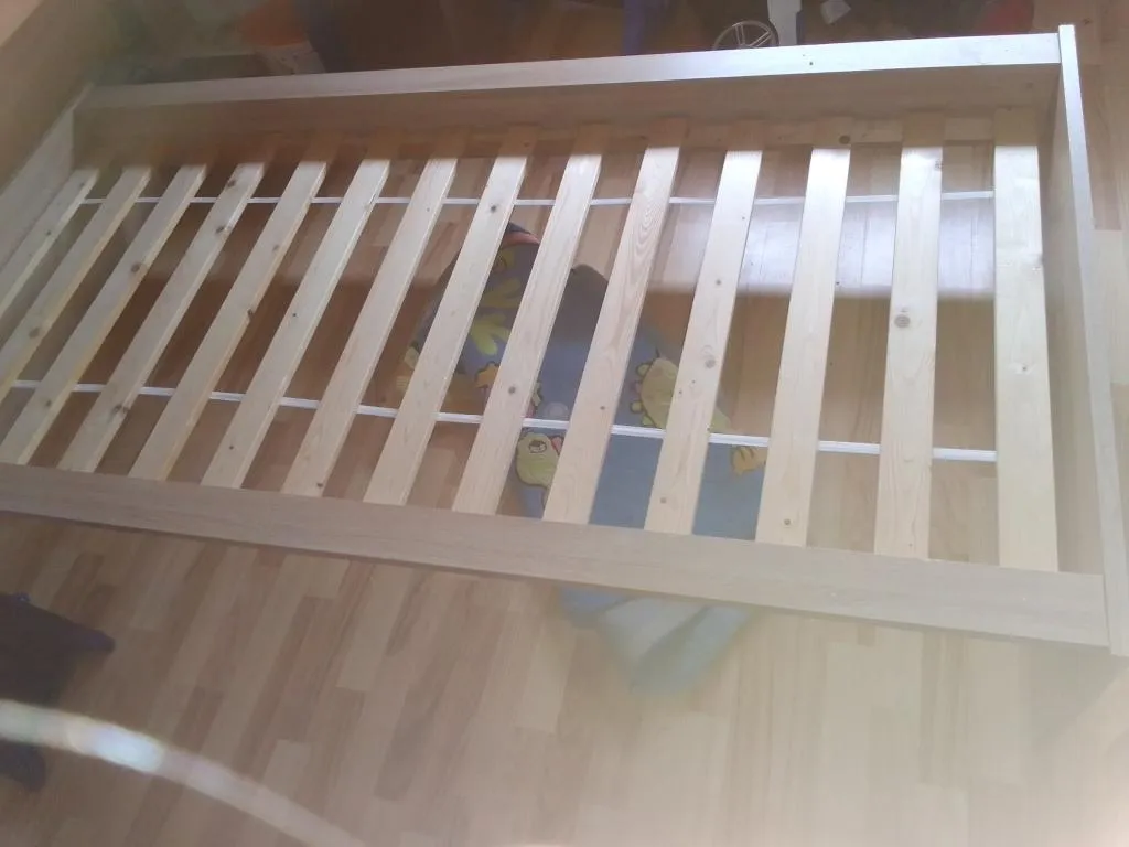 Bett zu verkaufen – Bild 1